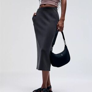 Lululemon Softstreme High-Rise Midi Skirt-black-NWT